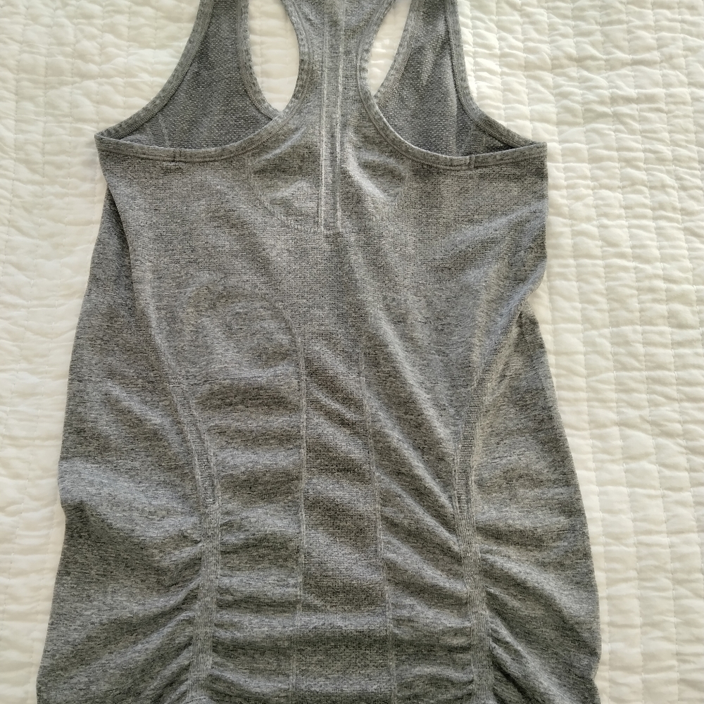 Athleta tank top gray color
